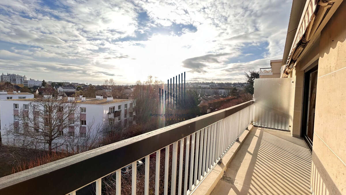 Appartement à RUEIL-MALMAISON