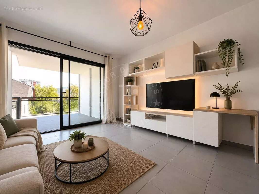 Appartement T4 à vendre à Annecy – Terrasse, résidence récente - photo 5