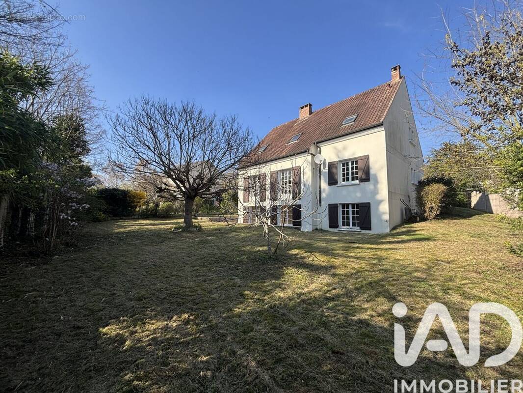 Photo 1 - Maison à SAINT-LEU-LA-FORET