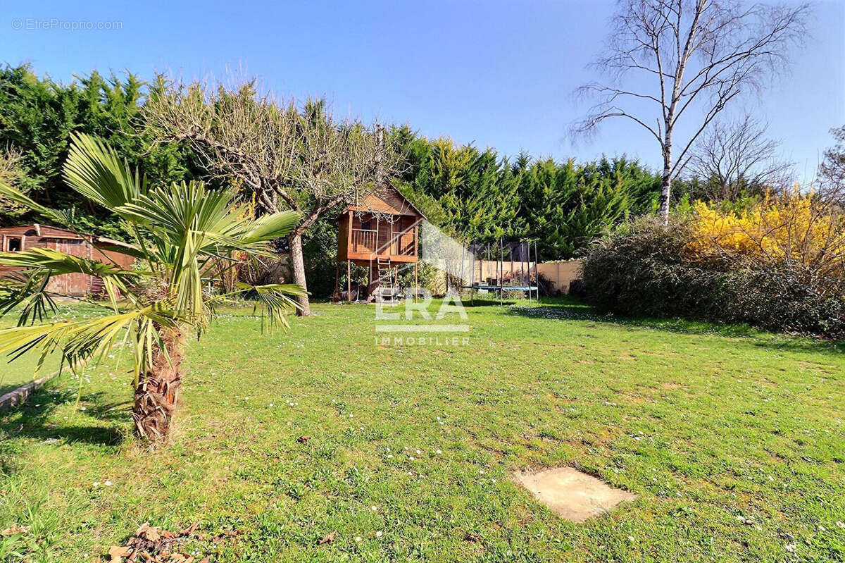 Maison à AUVERS-SAINT-GEORGES