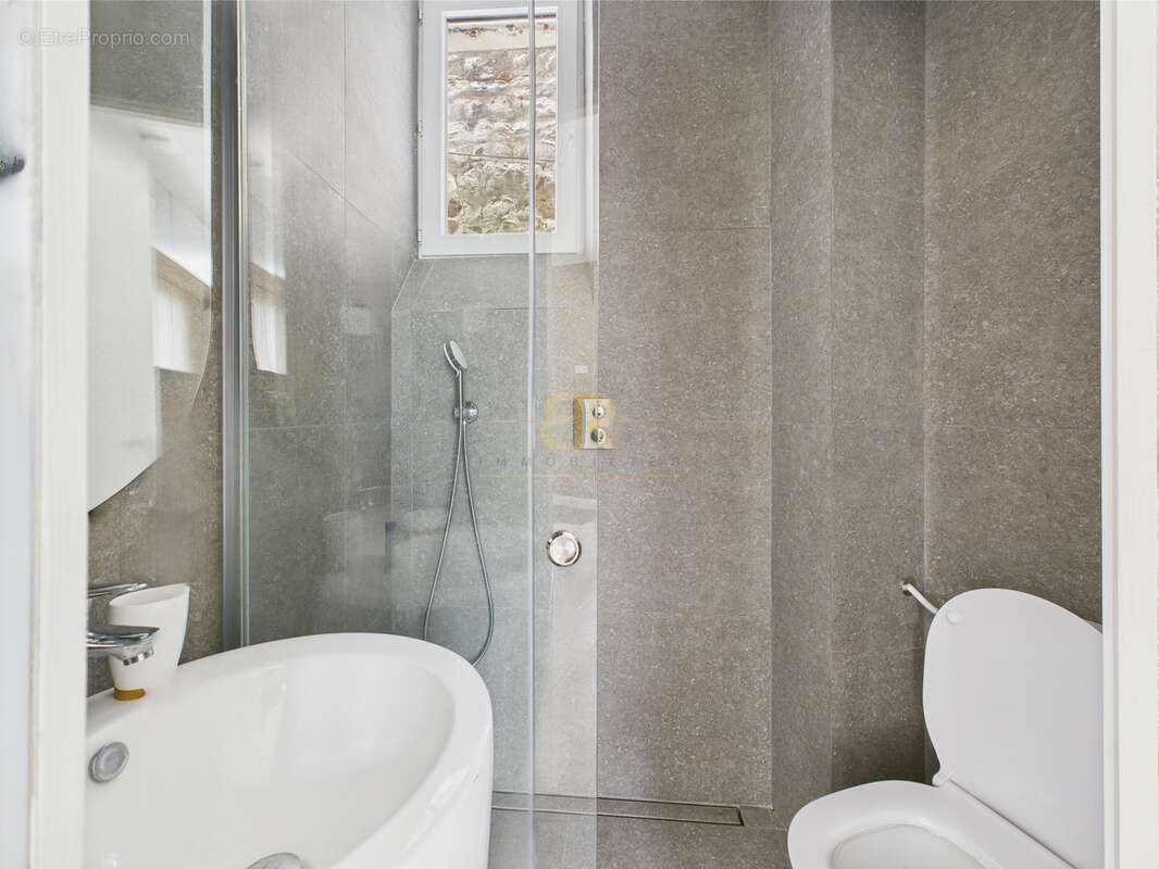 Appartement à PARIS-5E