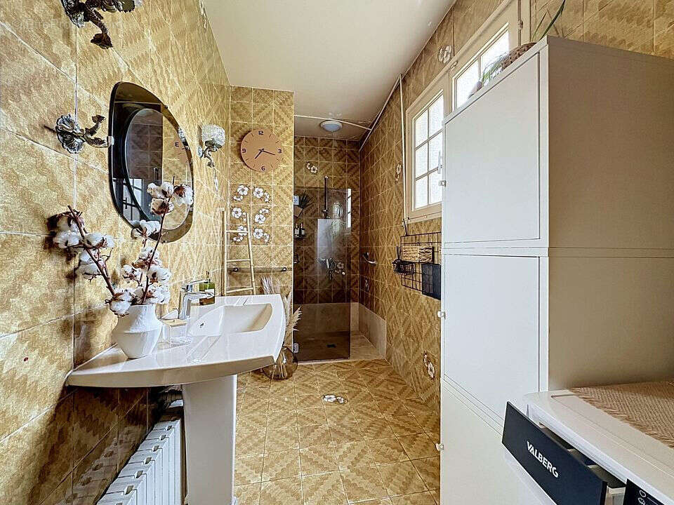 Maison à CHAUMONTEL