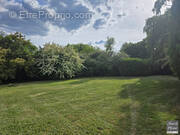 Terrain à SAINT-REMY-LES-CHEVREUSE