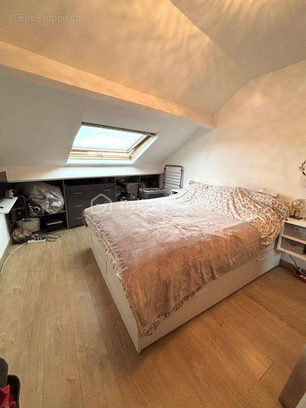 Appartement à LINAS