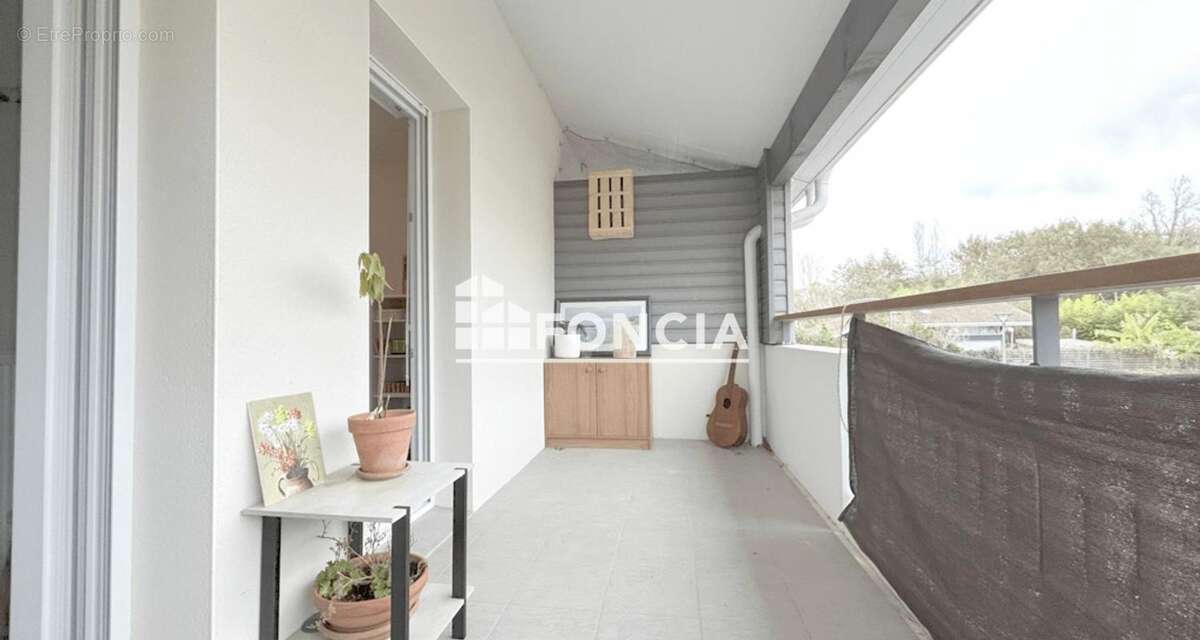 Appartement à TOSSE