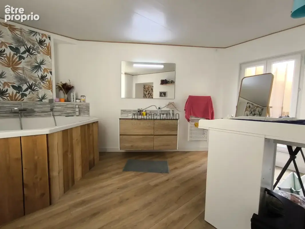 Superbe maison de charme avec double garage, terrasses, cave à vin... - photo 15