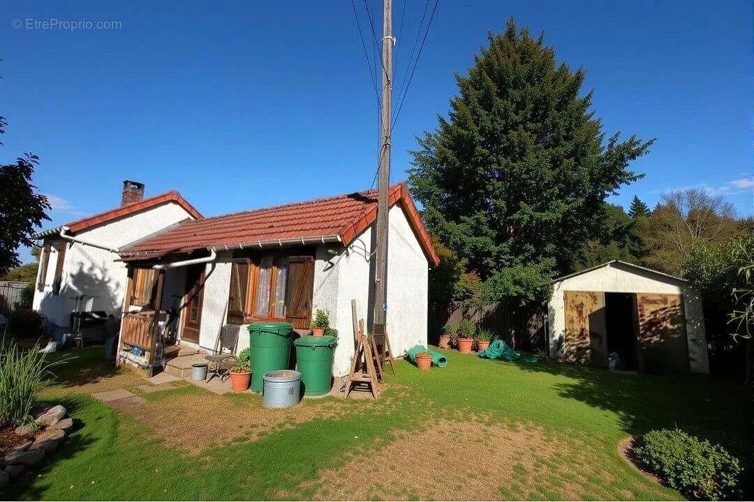 Maison à CRECY-LA-CHAPELLE