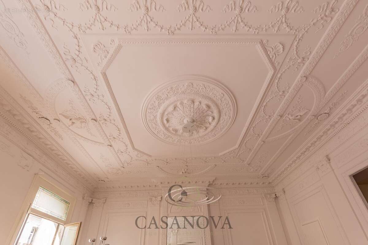 Appartement de charme à Sète coeur de ville, 91 m², balcon, parquet ancien, garage - photo 6