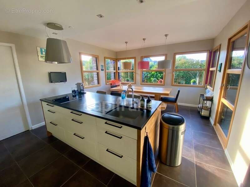 Maison à LARMOR-BADEN