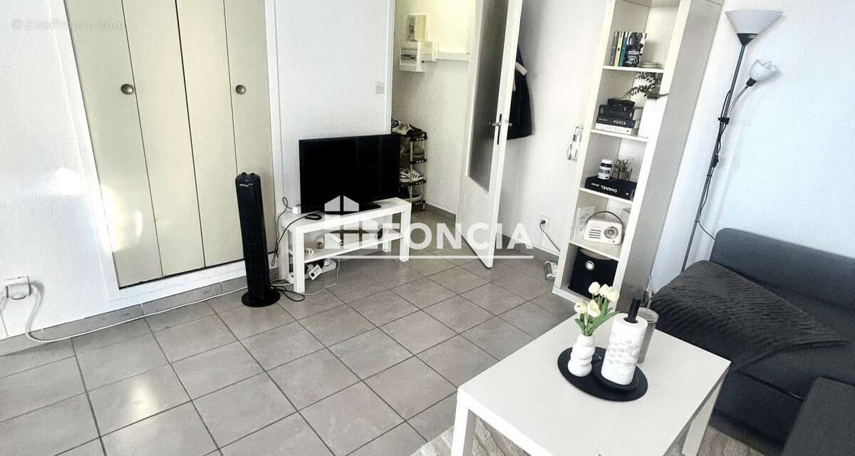 Appartement à MARSEILLE-5E