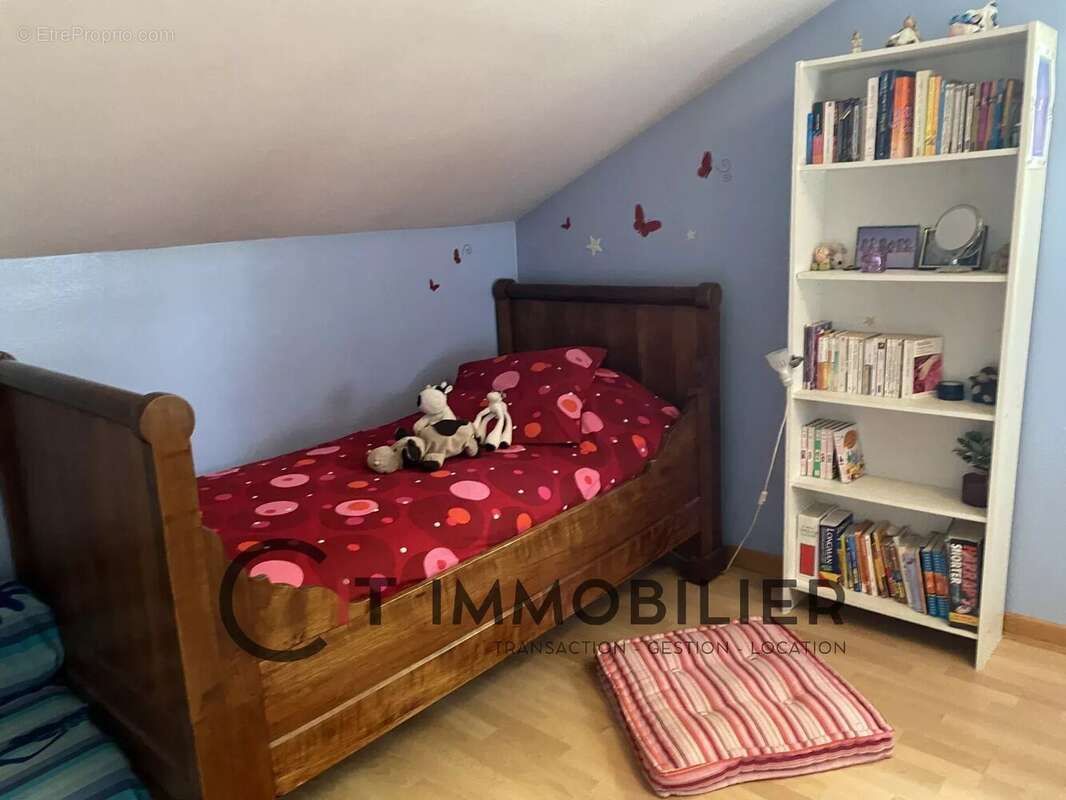 Maison à LA TOUR-DU-PIN