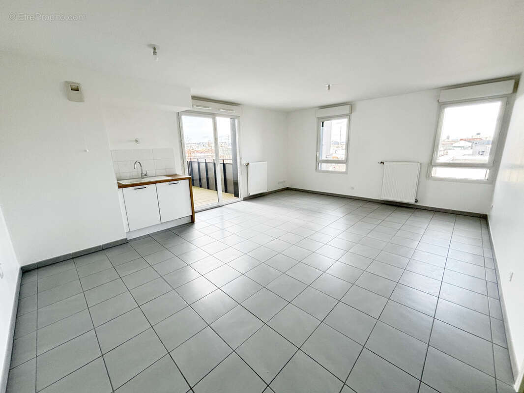 Appartement à SAINT-FONS