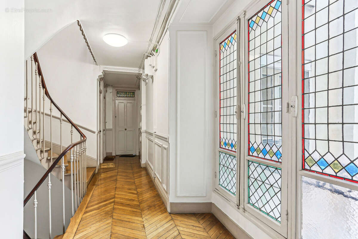 Appartement à LEVALLOIS-PERRET