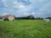 Terrain à SAINT-GORGON