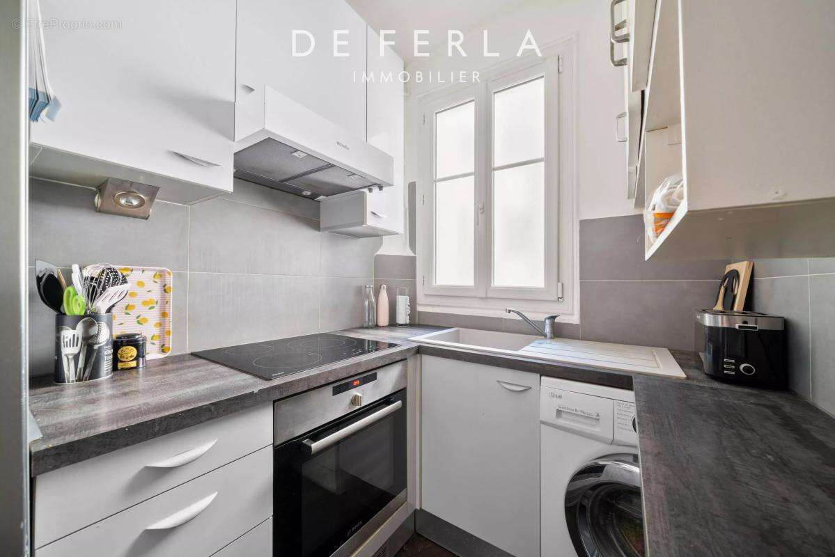 Appartement à PARIS-15E