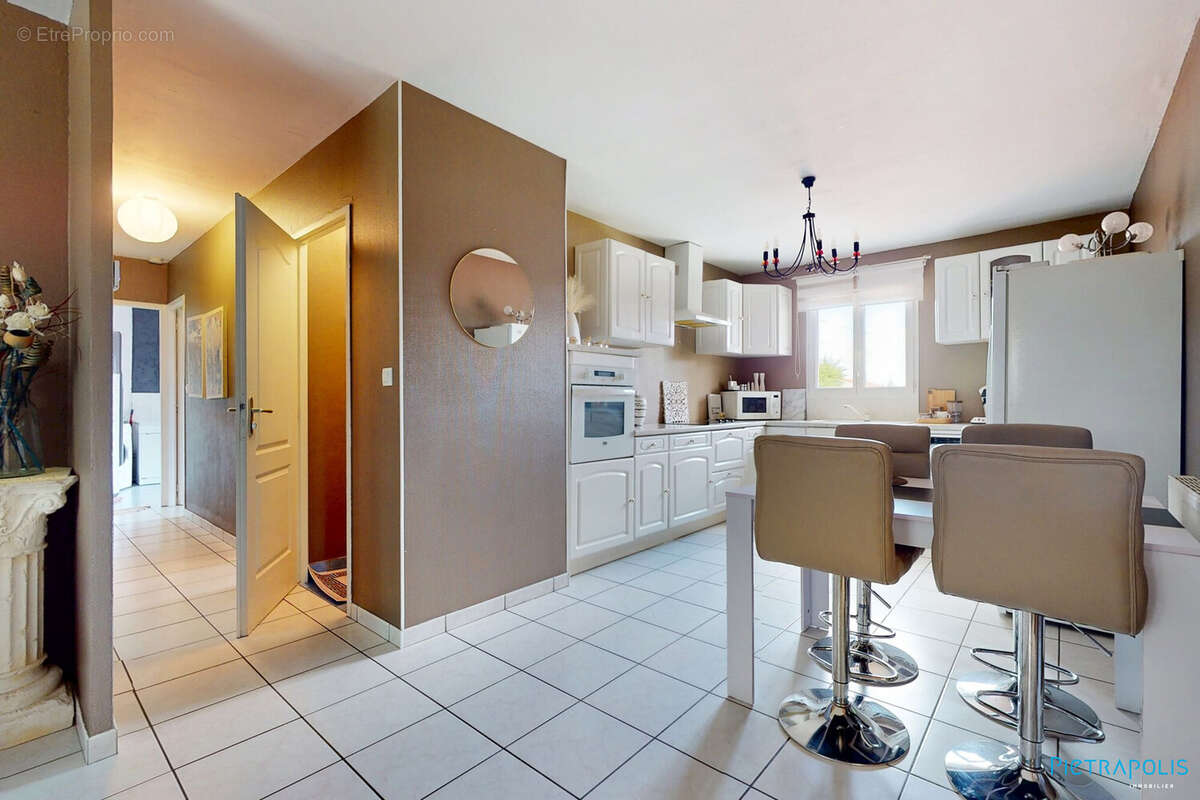 Maison 123 m² à Saint-Remy  - photo 5