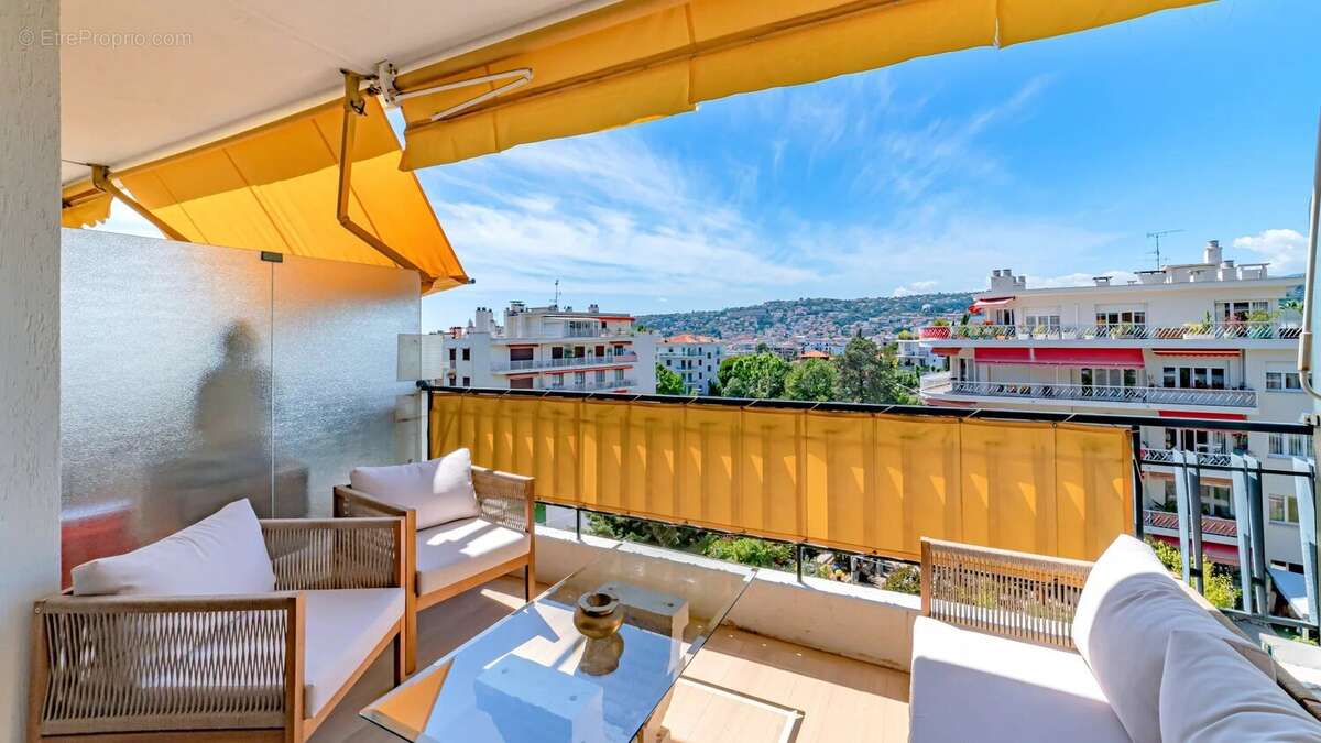 Appartement à NICE