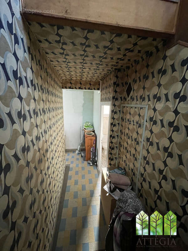 Maison à CHATELUS-MALVALEIX