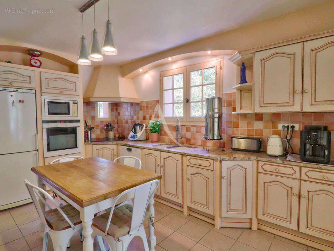 Villa lumineuse type 5 au calme sur 3612 m2 avec oliviers pierrevert - photo 6