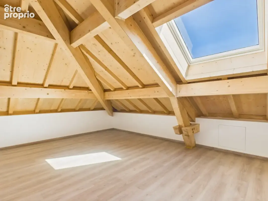 En exclusivité : duplex aux allures de chalet, face aux sommets - photo 3