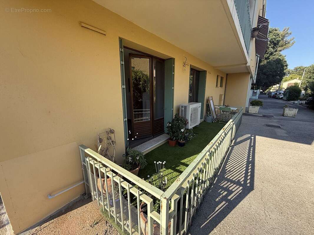 Appartement à LA VALETTE-DU-VAR