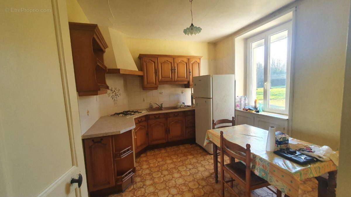 Maison 108 m² à Gourin  - photo 2