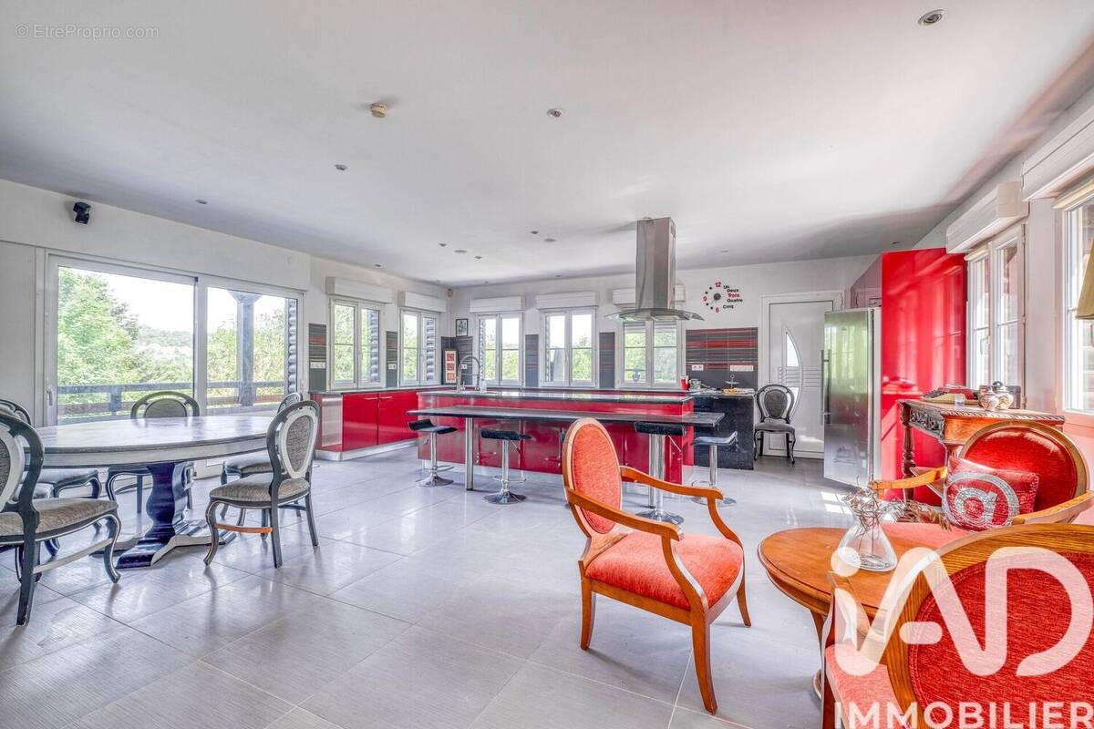 Photo 1 - Maison à LA FERTE-SOUS-JOUARRE
