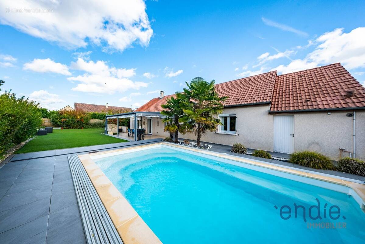Maison à SENNECEY-LES-DIJON