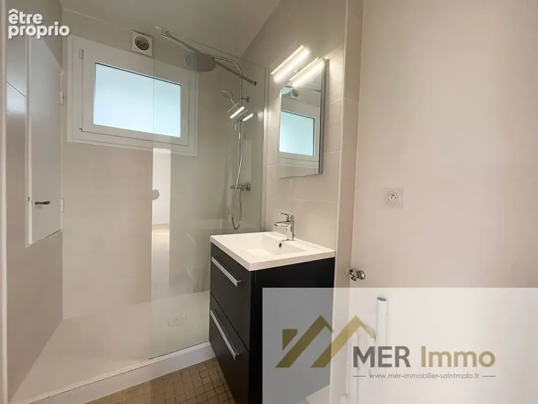 RENNES BOURG-L'EVEQUE EXCLUSIVITÉ MER immobilier appartement T3 de 60m2 avec balcon et garage - photo 8