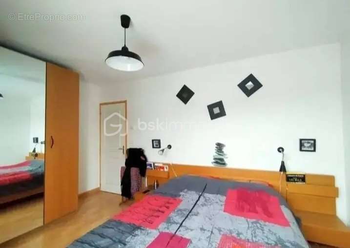 Maison à LA PACAUDIERE