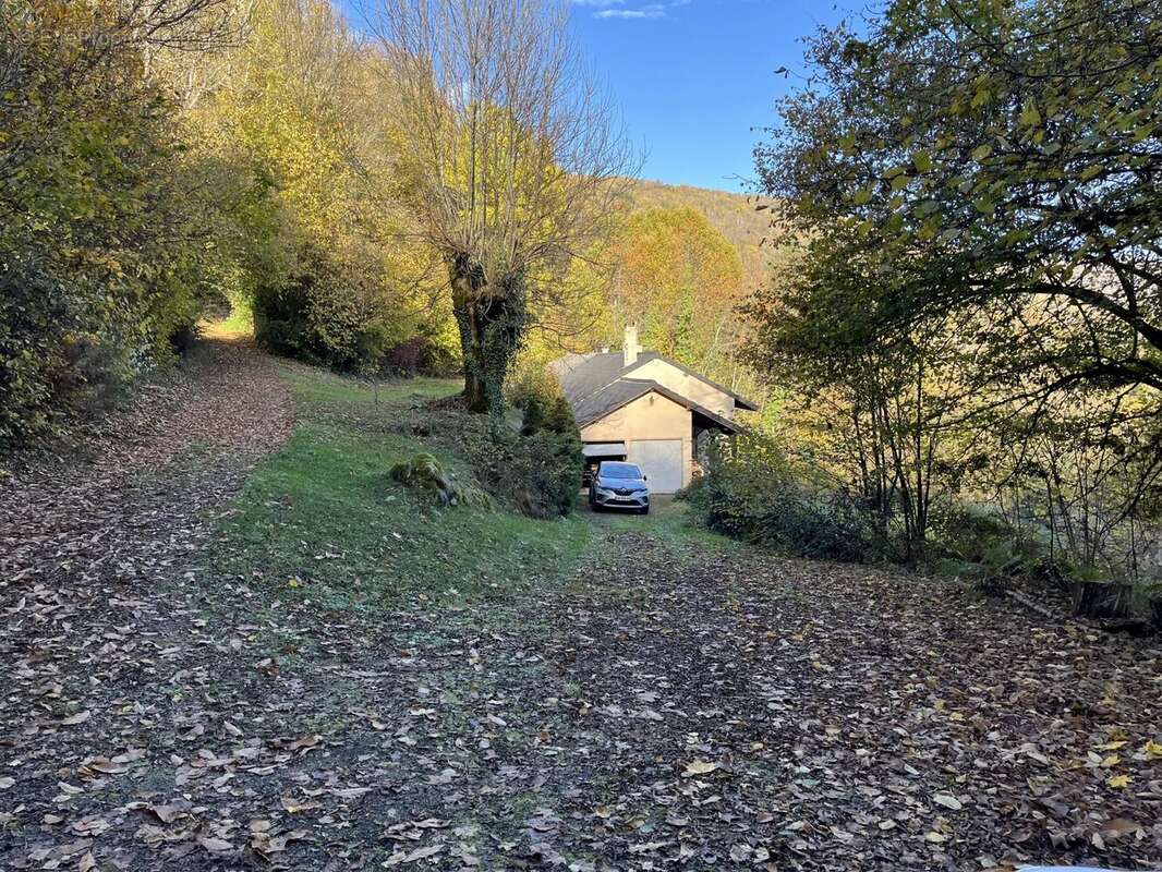 Maison à TARASCON-SUR-ARIEGE