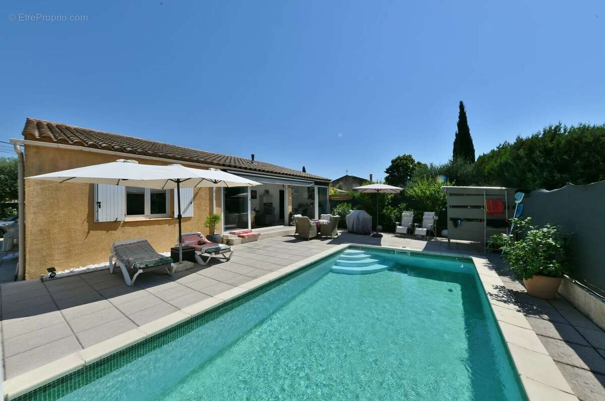 Maison à UZES