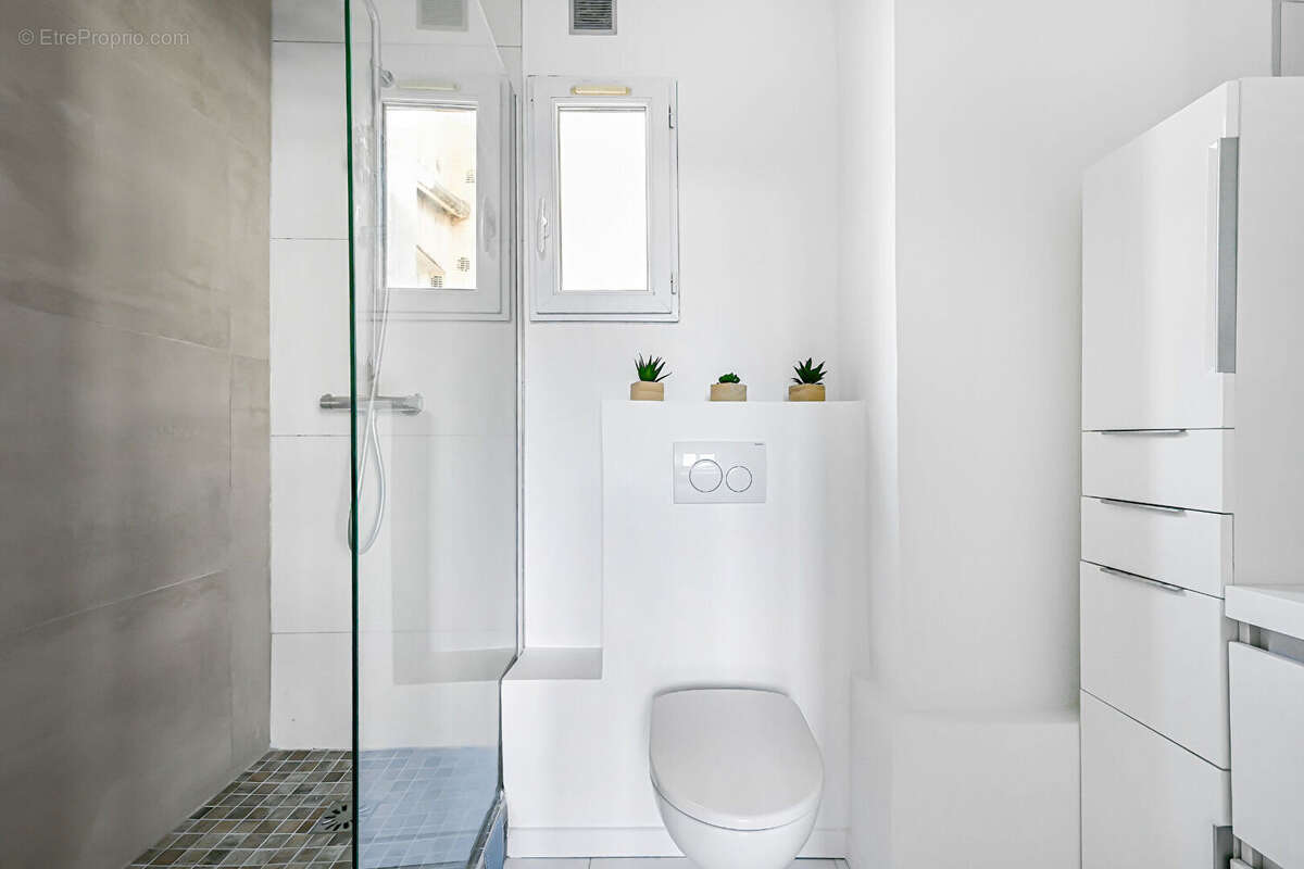 Appartement à PARIS-12E