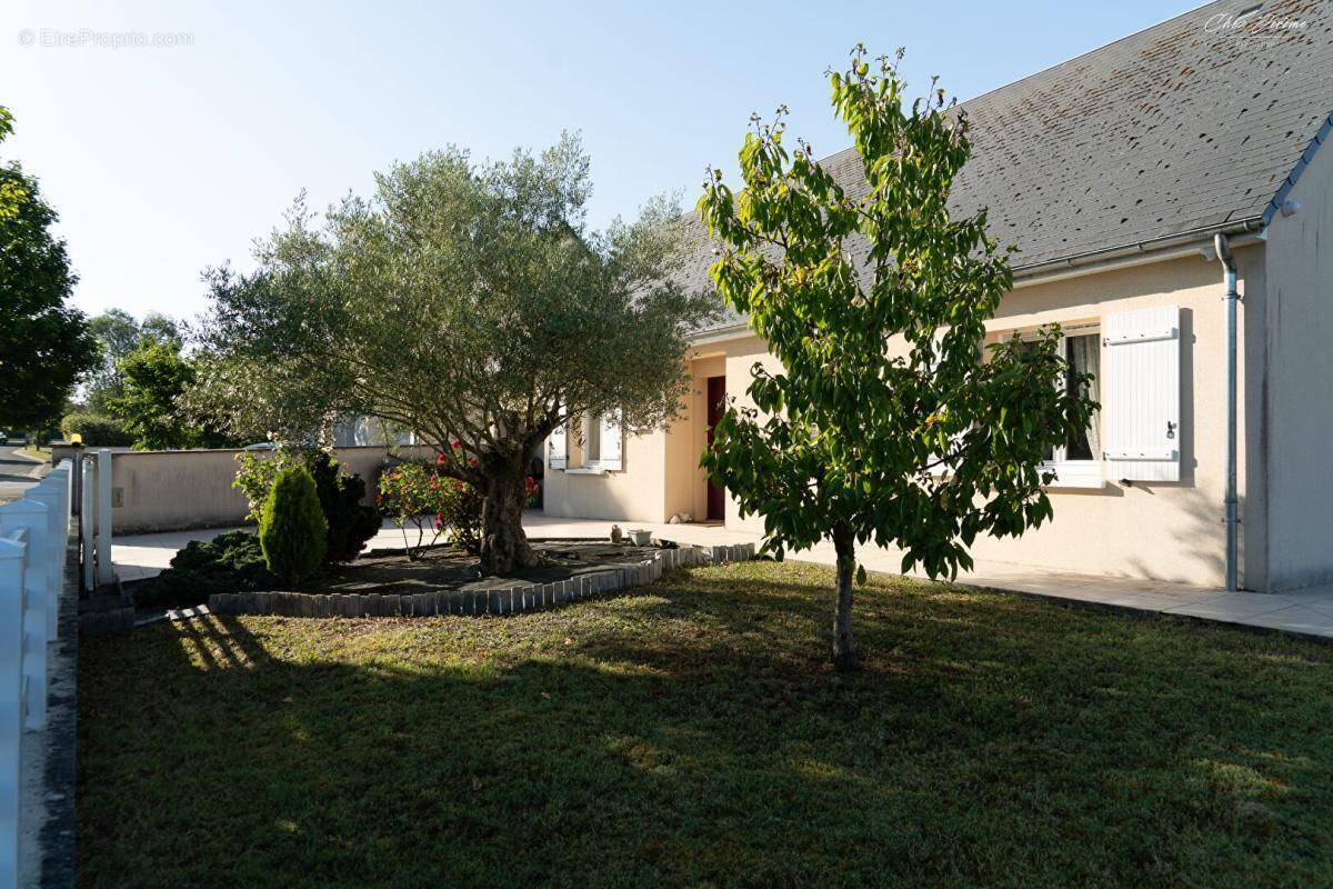 Maison à NOTRE-DAME-D'OE