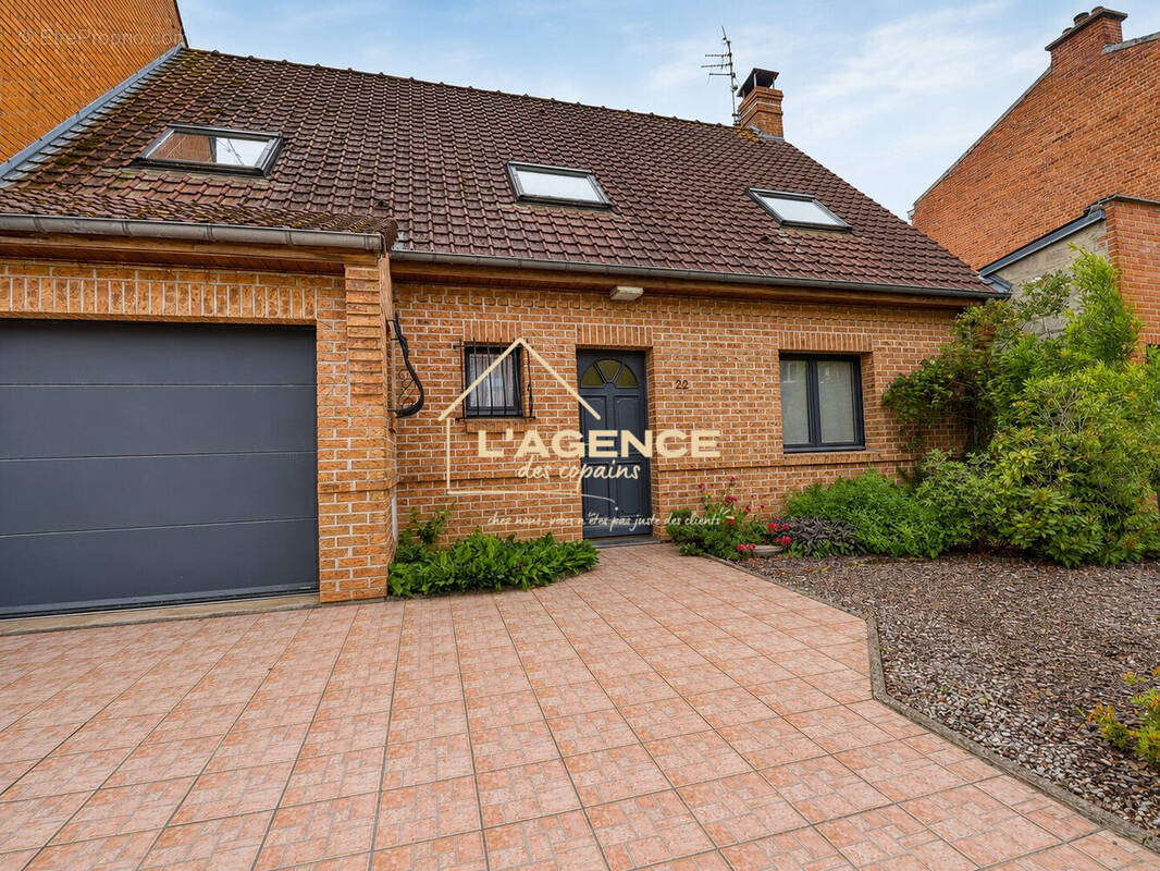 Maison à HAZEBROUCK