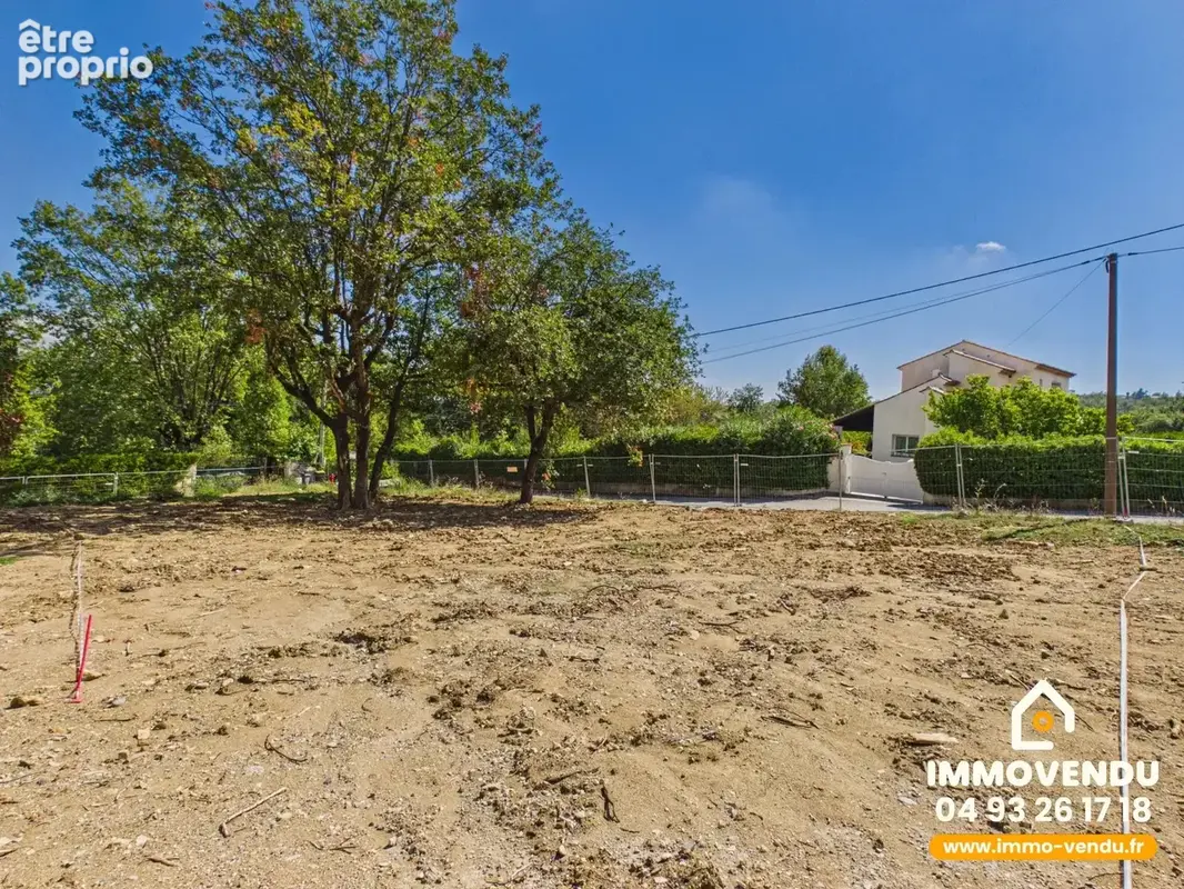 Terrain plat viabilisé 772m² - 115m² constructible - LA GAUDE - photo 3
