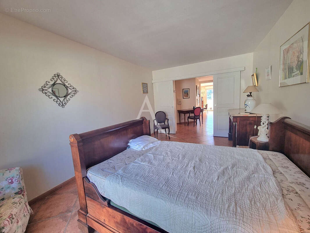 Appartement à MONTREDON-DES-CORBIERES