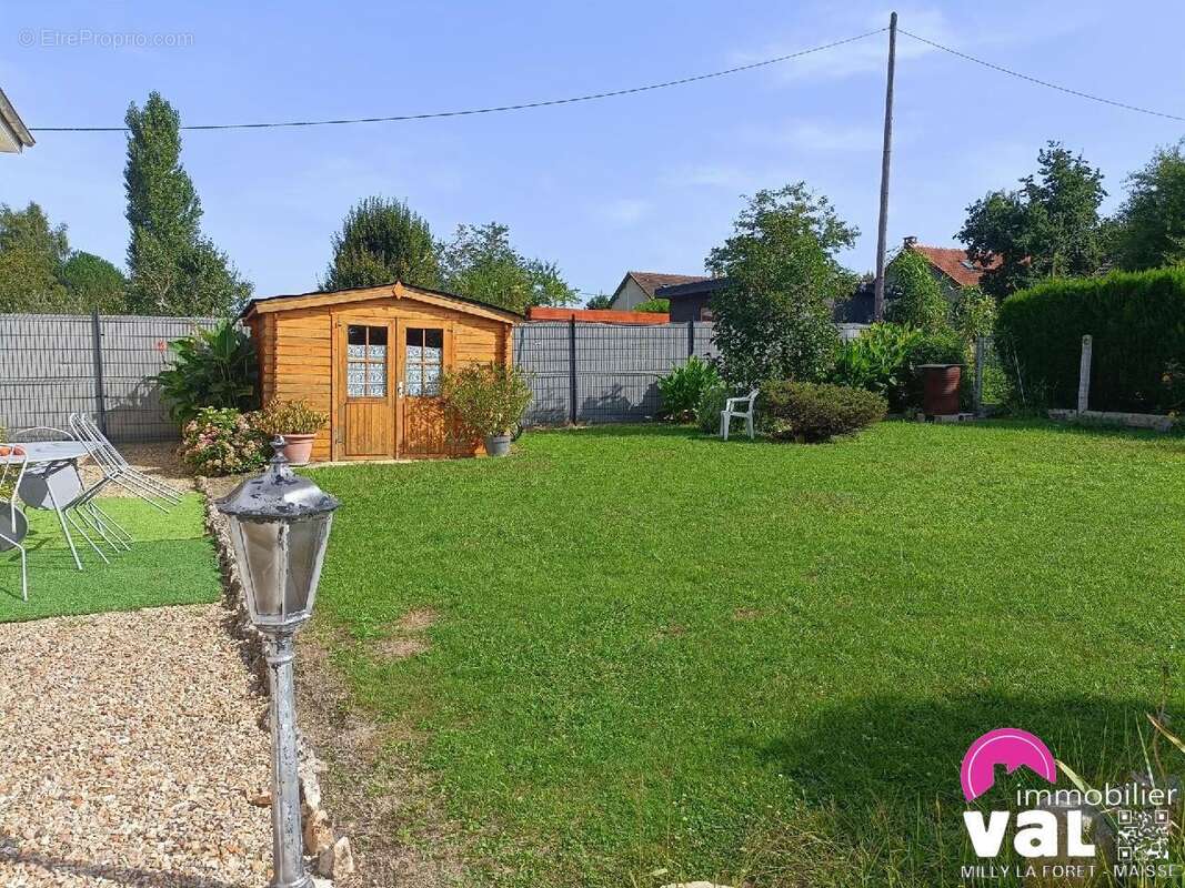 Maison à MILLY-LA-FORET