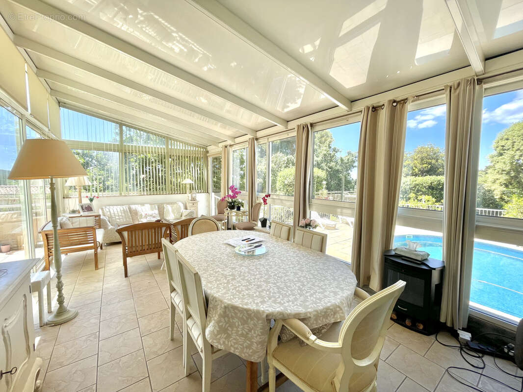 Maison à SIX-FOURS-LES-PLAGES