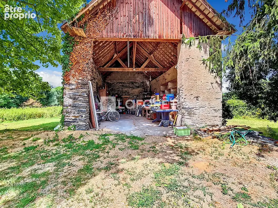 Belle maison ancienne 3 chambres sur 2000m² de terrain face à la Loire - photo 16