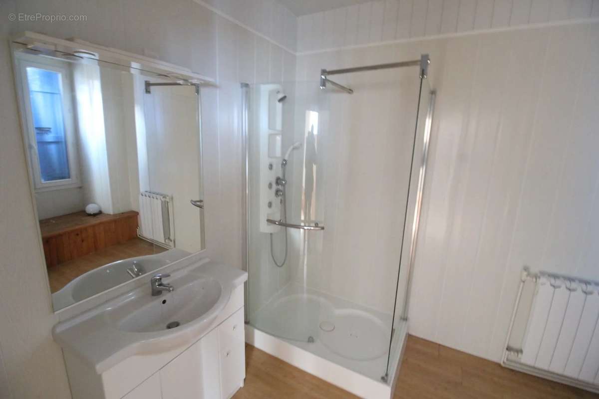 Maison à BEAULIEU-SUR-SONNETTE