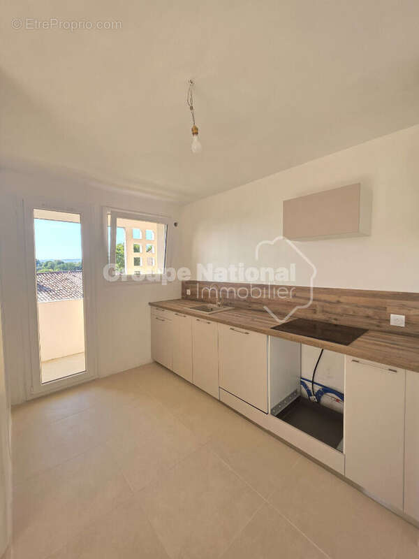 Appartement à VINON-SUR-VERDON