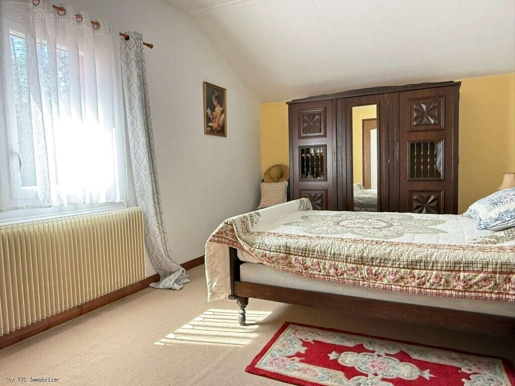 Exclusif : Grande Maison de Famille Dans le Village Médiéval de Verteuil-Sur-Charente - photo 20