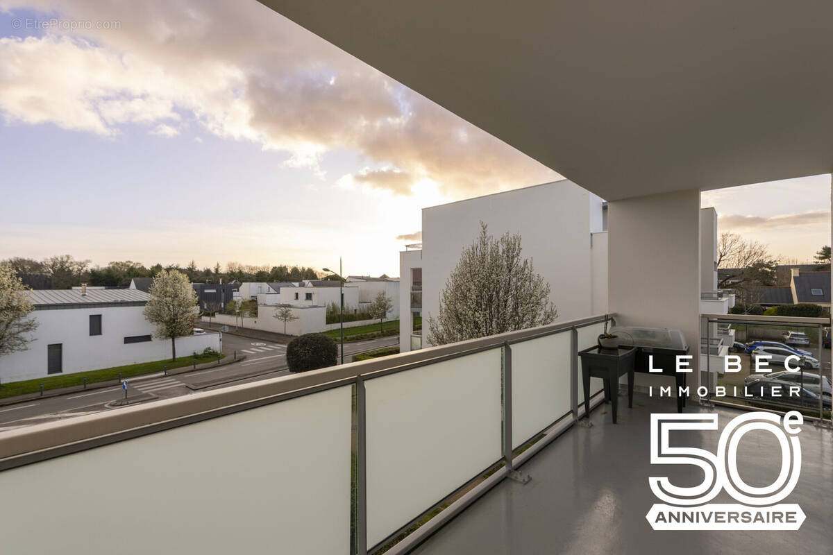 Appartement à SENE