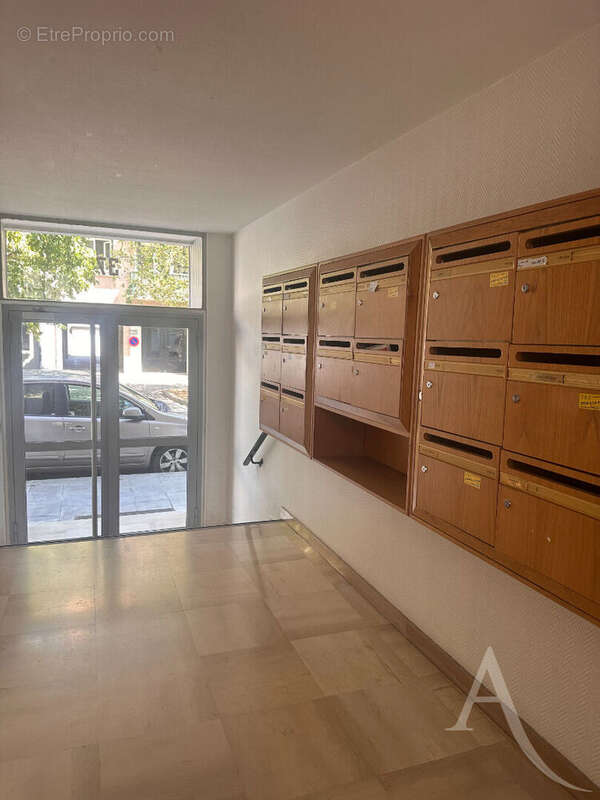 Appartement Grenoble 2 pièces 40 m2 avec balcon et ascenseur - photo 9