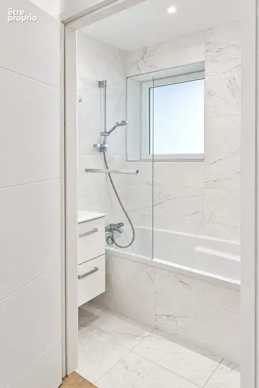 Maison rénovée 6 pièces avec vue mer - 5 chambres - Saint-Hilaire-de-Riez - photo 13