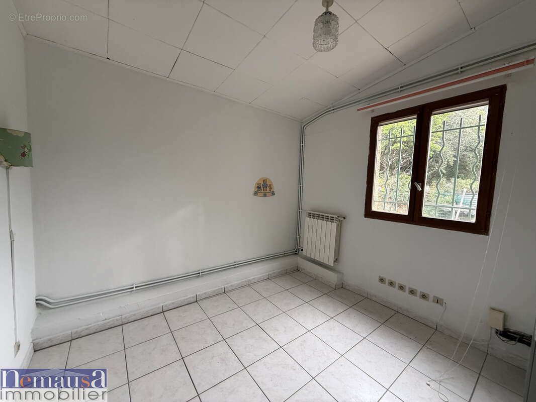 Maison à CAVEIRAC