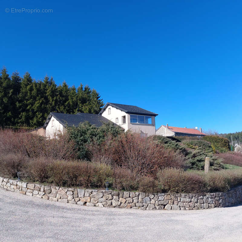 Maison à DEVESSET