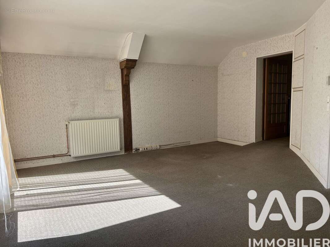 Maison 170 m² à Chassenard  - photo 9