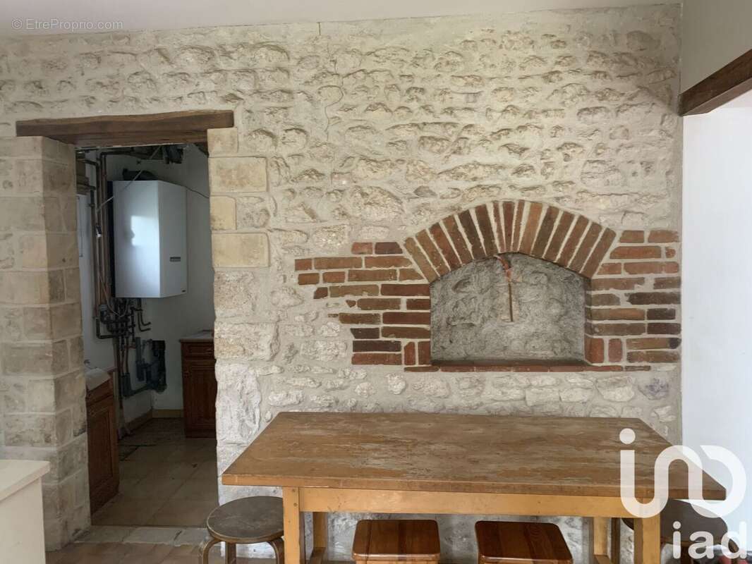 Photo 3 - Maison à CHEVILLY